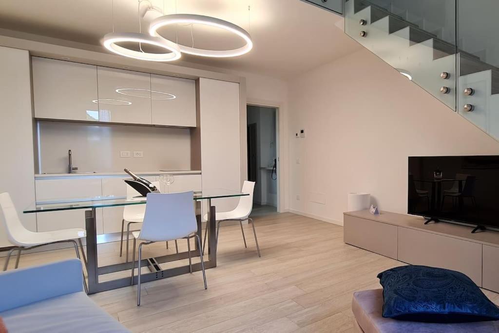 Queen Verona Luxury Apartment Exterior photo